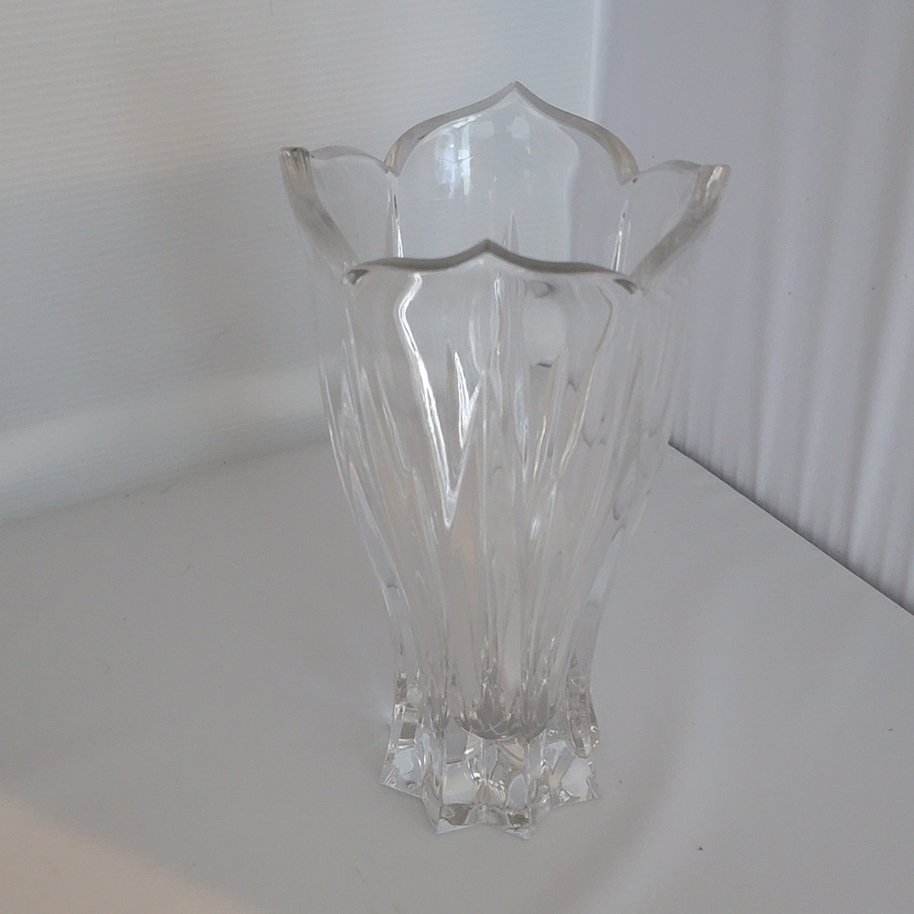 Gorham Lotus Lead Crystal Vase Thick Heavy